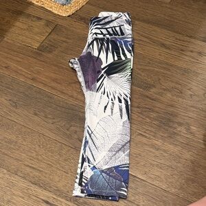 Apana Tropical Print Leggings - Black, White, Purple, Green, Blue